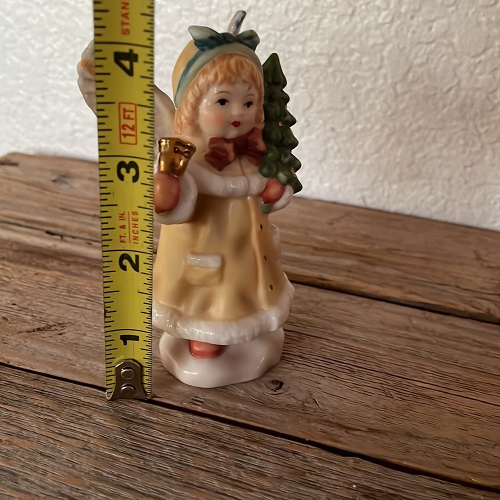 🎄Choir Angel Ceramic Figurine 🎄 - Picture 4 of 4